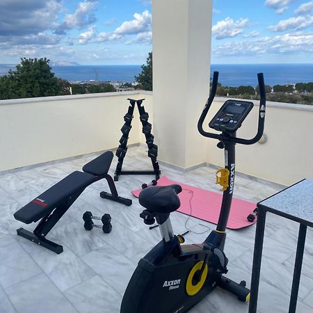 Lux Villa Mia With Heated Pool, 2Km To Beach & Childrens Area! Mikro Metochi Bagian luar foto