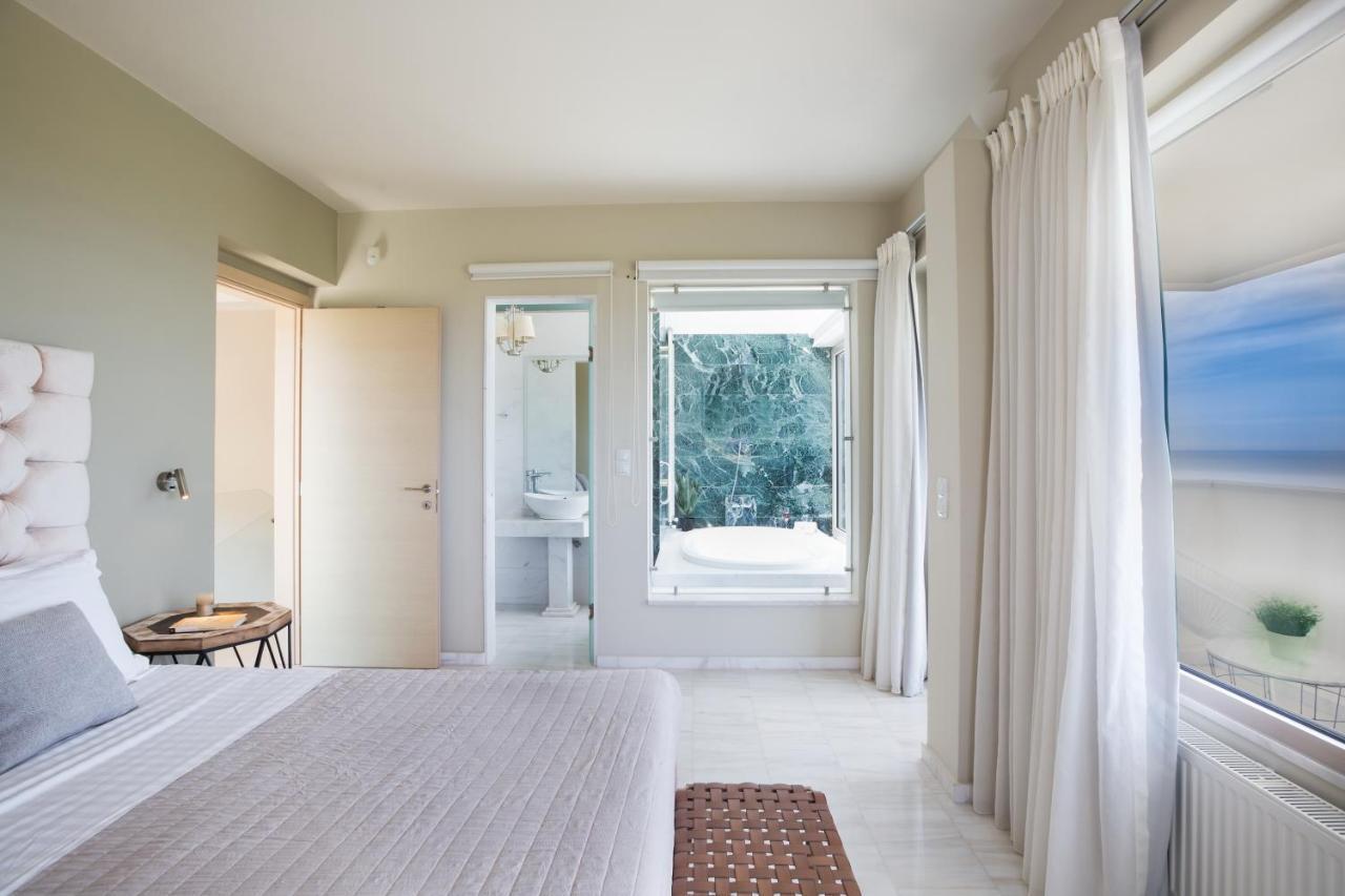 Lux Villa Mia With Heated Pool, 2Km To Beach & Childrens Area! Mikro Metochi Bagian luar foto