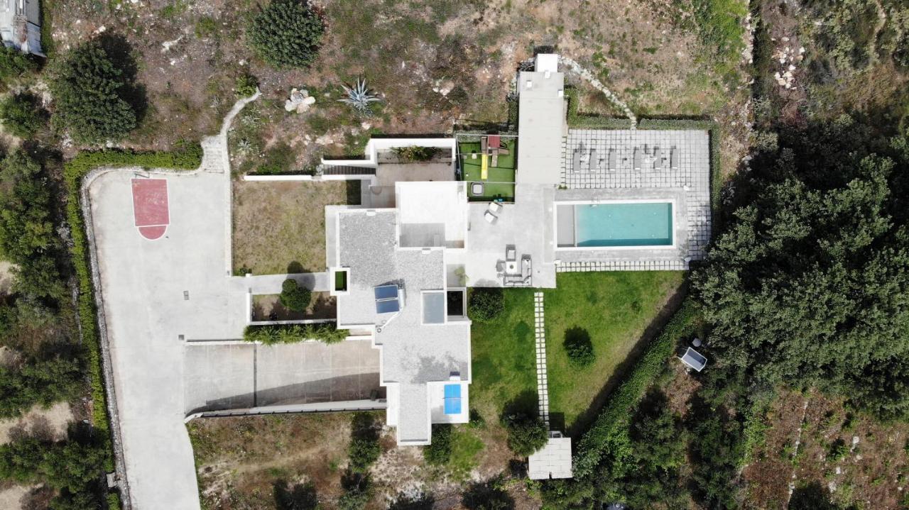 Lux Villa Mia With Heated Pool, 2Km To Beach & Childrens Area! Mikro Metochi Bagian luar foto