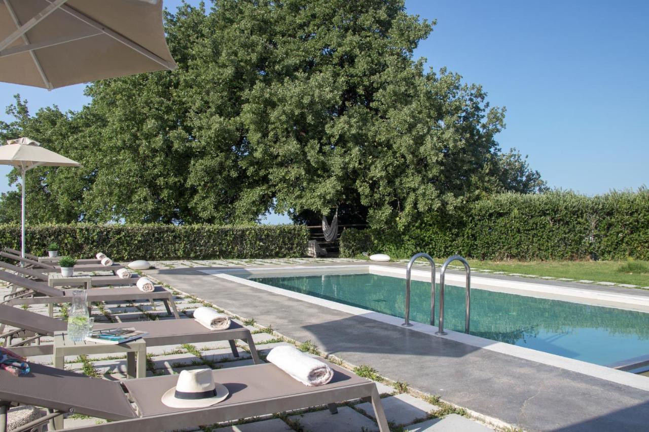Lux Villa Mia With Heated Pool, 2Km To Beach & Childrens Area! Mikro Metochi Bagian luar foto